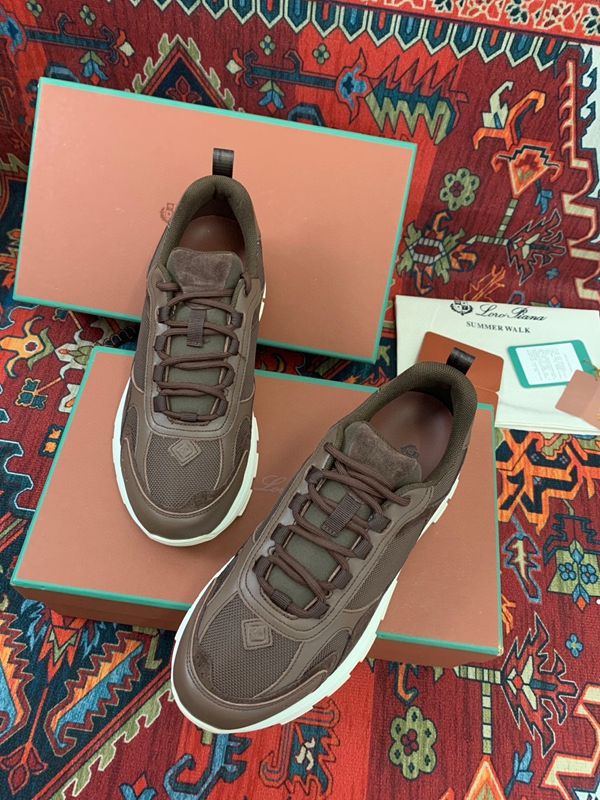 スーパーコピーブランド靴側面デザイン